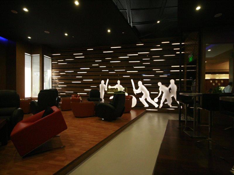 Le Meridien Bangalore Buitenkant foto